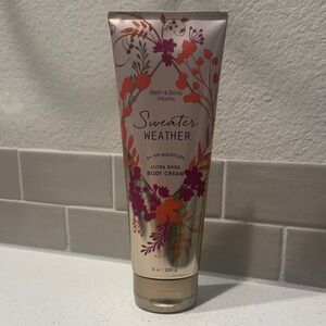 Bath & Body Works Sweater Weather Ultra Shea Body Cream - Silver and Orange